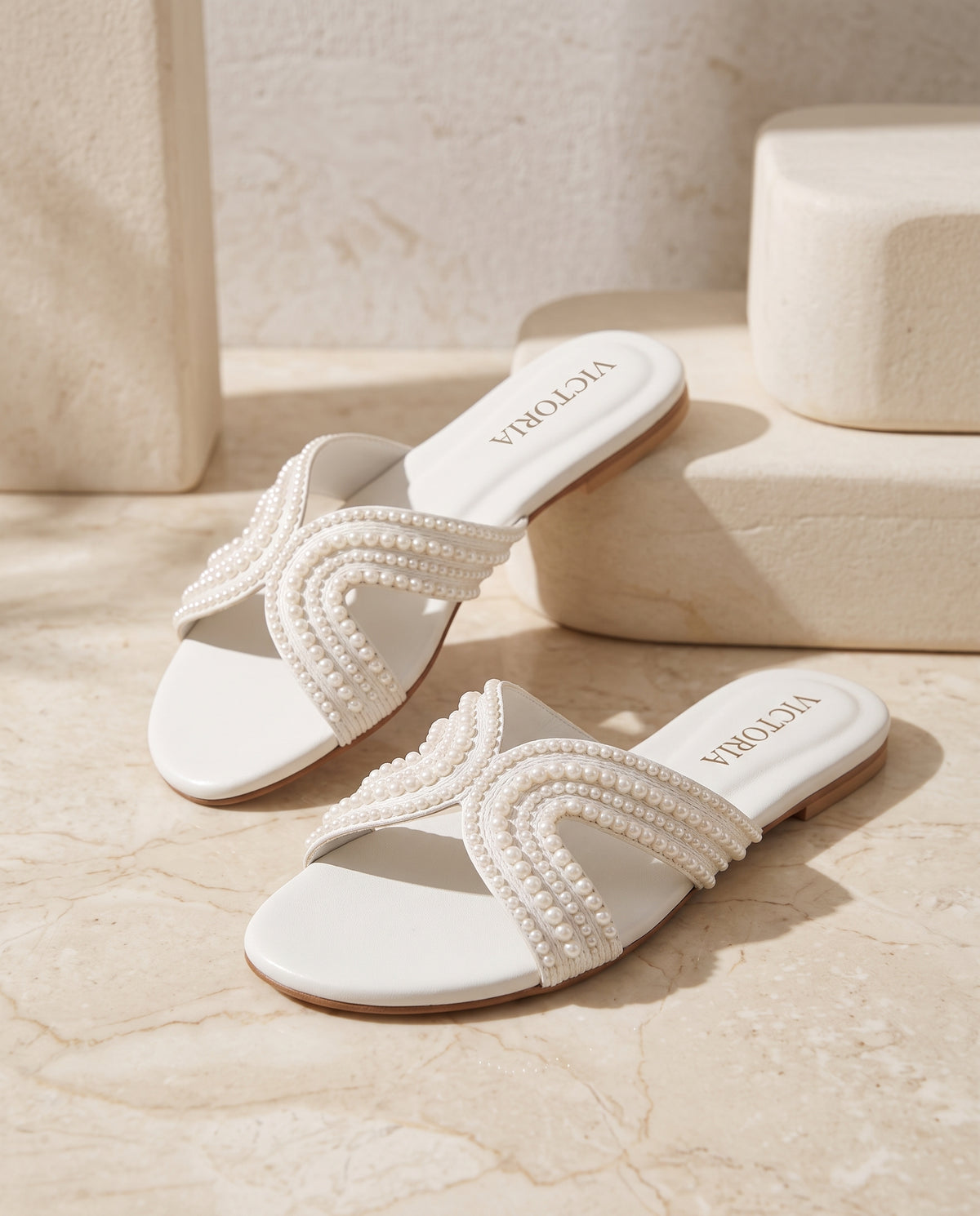 White Pearl Wave Flat Slides